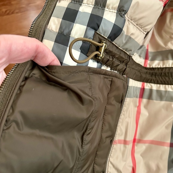 Burberry Brit puffer vest new size M - Picture 5 of 8